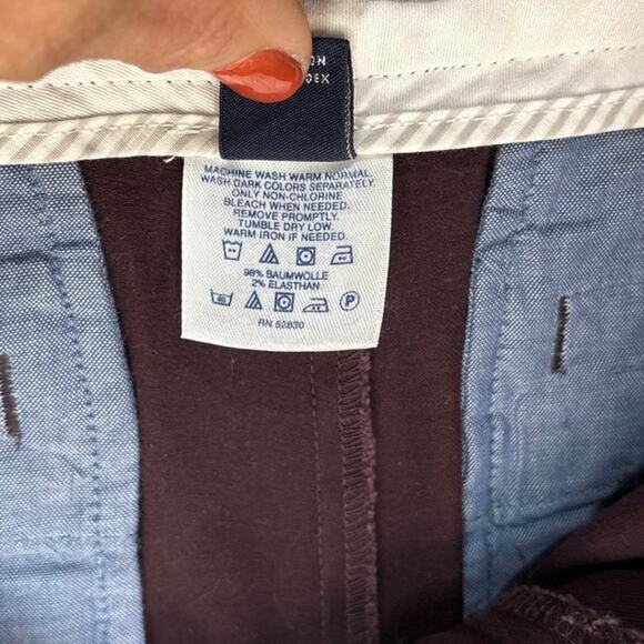 Lands' End Women Sz 10 Burgundy Mid Rise Flat Front Straight Fit 2 Chino Pant - Picture 7 of 9